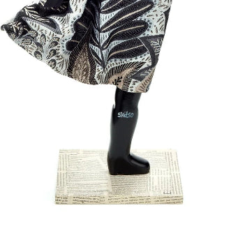 Skitso Saron Lady Lamp